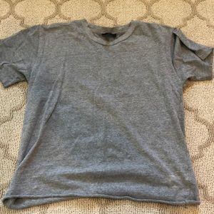 Grey t shirt